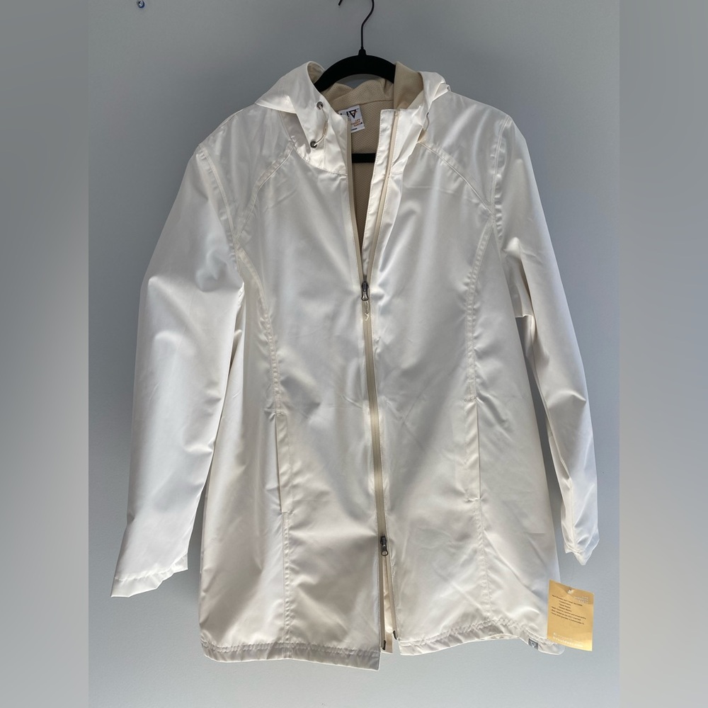 LIV Rain Jacket. Hood and Zip front.  Two side pockets
